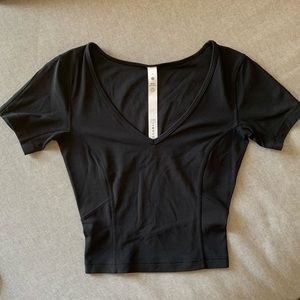 ✖️SOLD✖️Lululemon nulu t-shirt